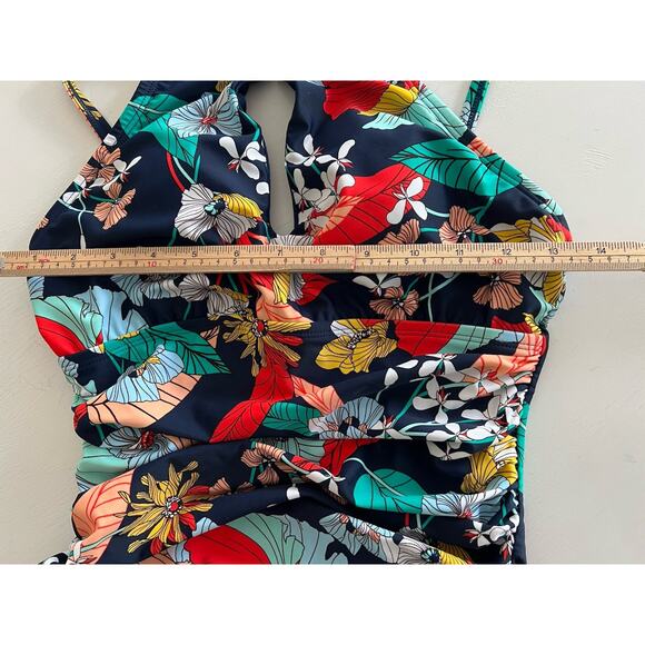 Ellen Tracy Keyhole High Neck One Piece Swimsuit Tropical Floral Size 6 Ruching - Picture 8 of 16